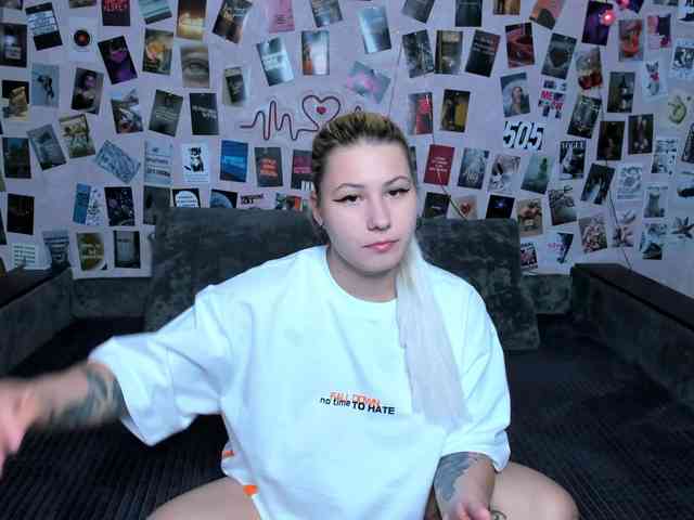 Ulya11Cutex webcam