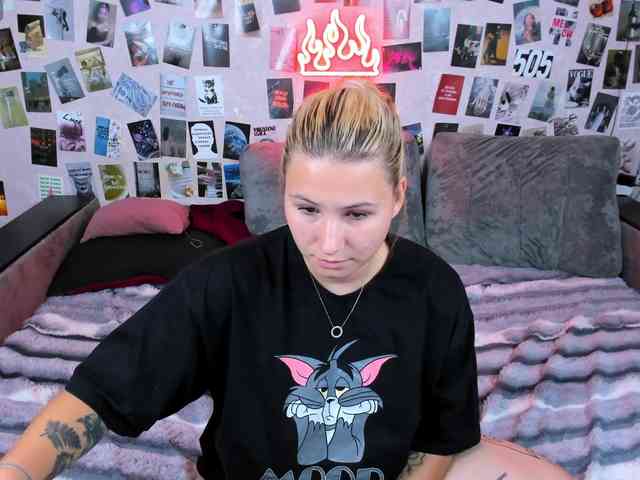 Ulya11Cutex webcam