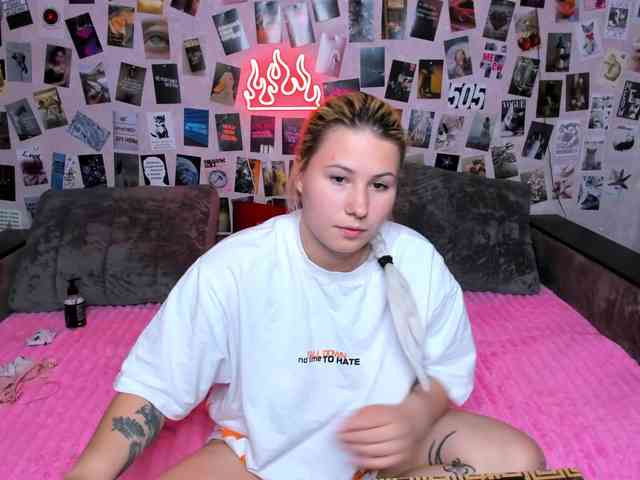 Ulya11Cutex webcam