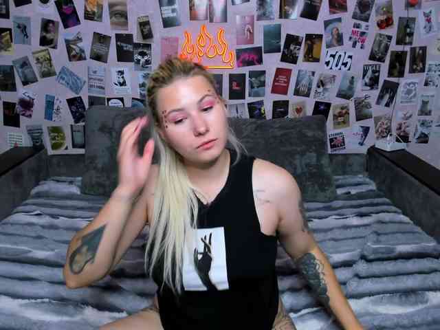 Ulya11Cutex webcam