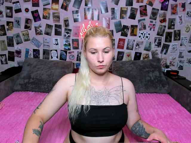 Ulya11Cutex webcam