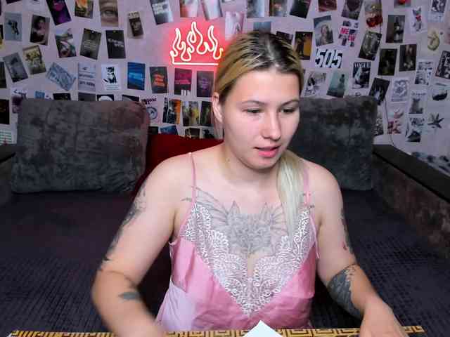 Ulya11Cutex webcam