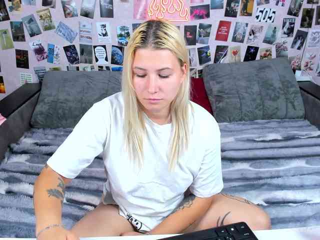 Ulya11Cutex webcam