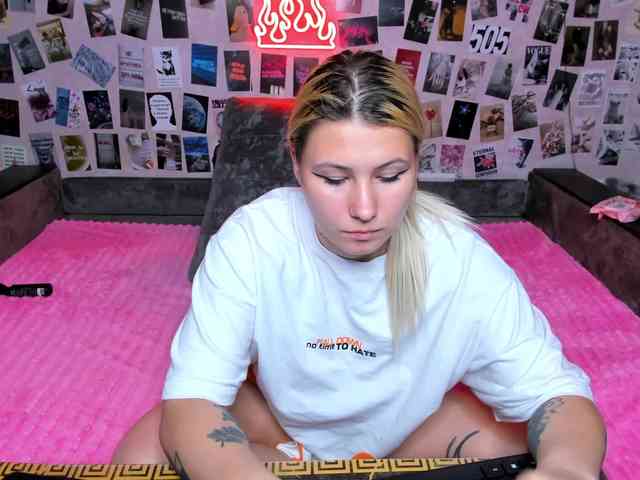 Ulya11Cutex webcam