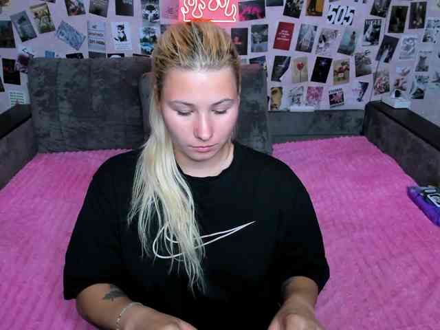 Ulya11Cutex webcam
