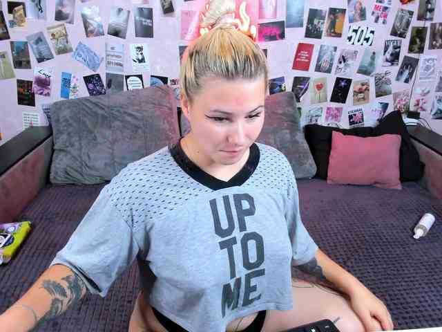 Ulya11Cutex webcam