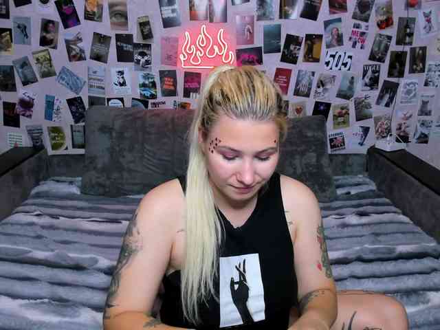 Ulya11Cutex webcam