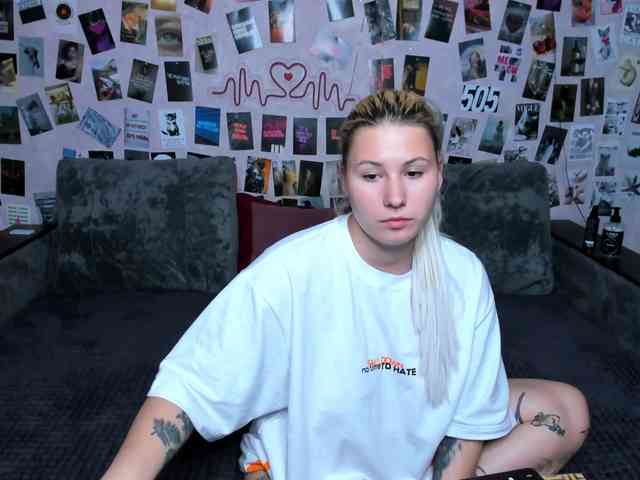 Ulya11Cutex webcam