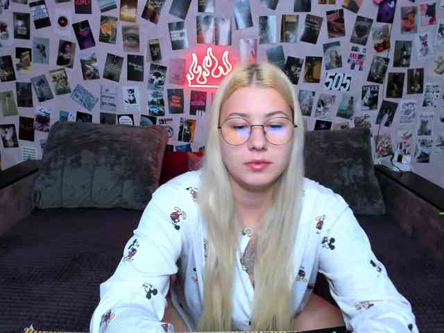 Ulya11Cutex webcam