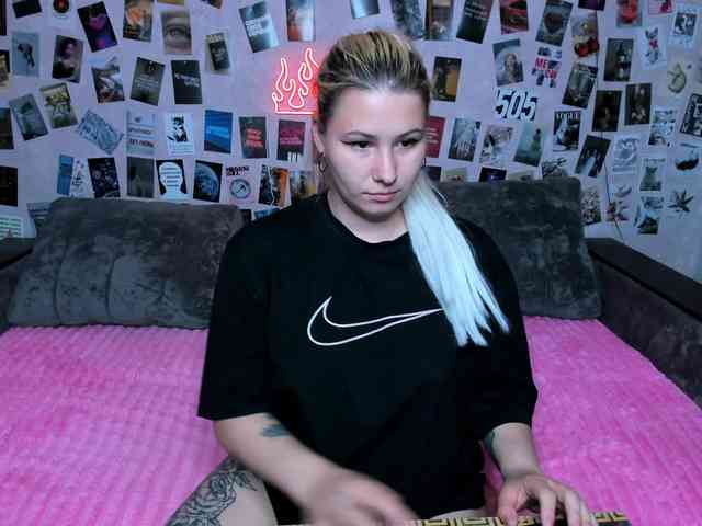 Ulya11Cutex webcam