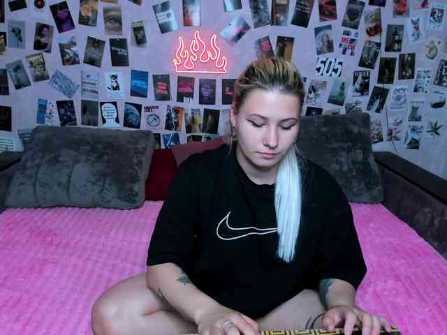 Ulya11Cutex webcam