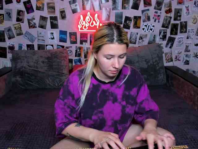 Ulya11Cutex webcam