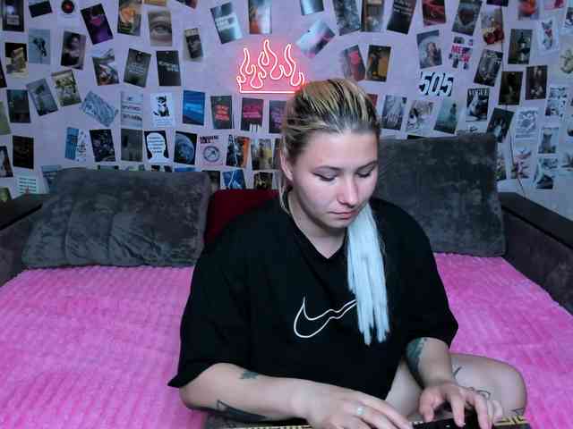 Ulya11Cutex webcam