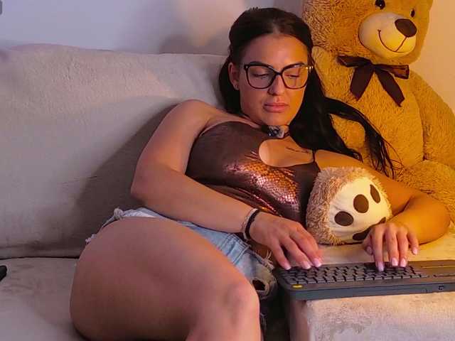 Lindsaydeee live cam on BongaCams