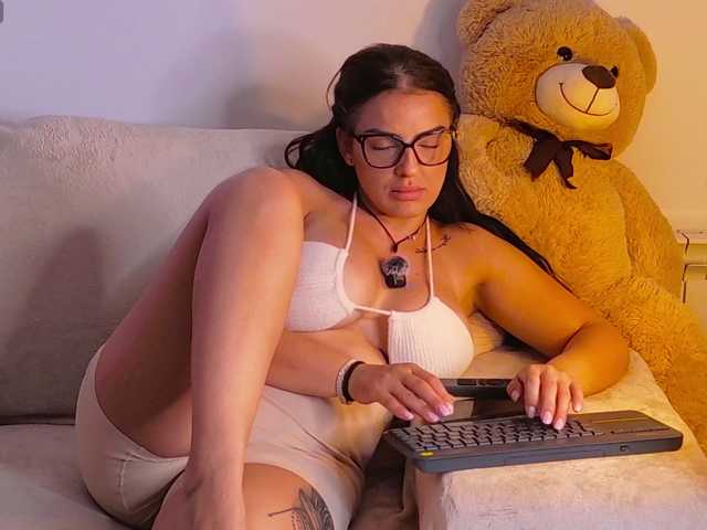 Lindsaydeee live cam on BongaCams