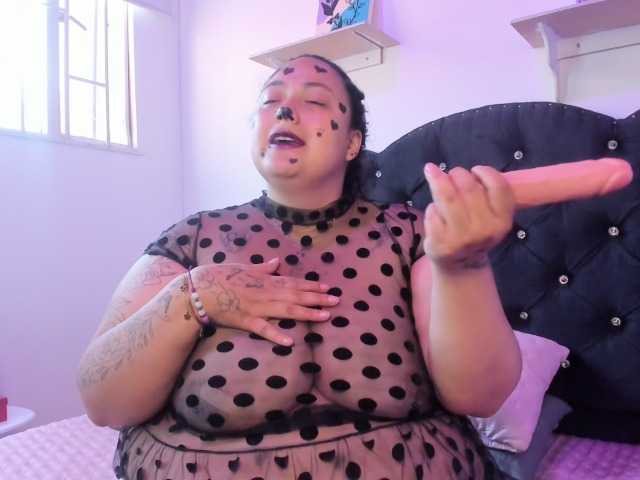 AvaCurvy