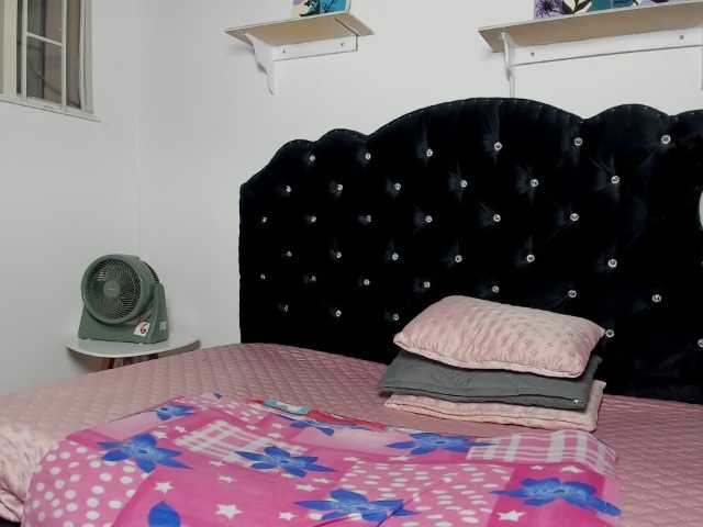 Ava-ryd live cam on BongaCams