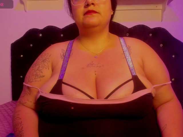Ava-ryd, en vivo ahora en BongaCams