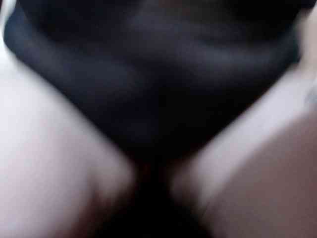 AvaCurvy webcam