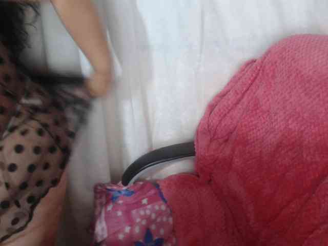 AvaCurvy webcam