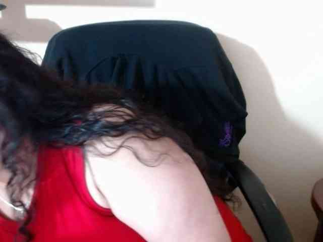 AvaCurvy webcam
