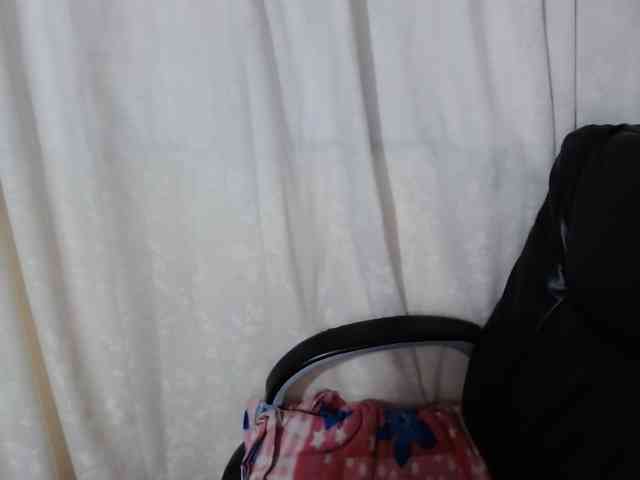 AvaCurvy webcam