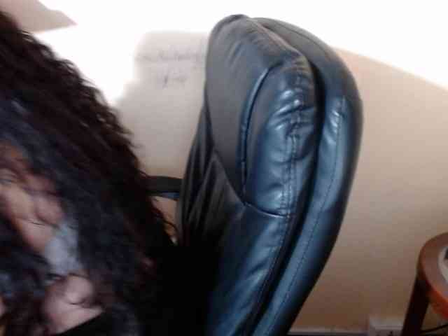 AvaCurvy webcam