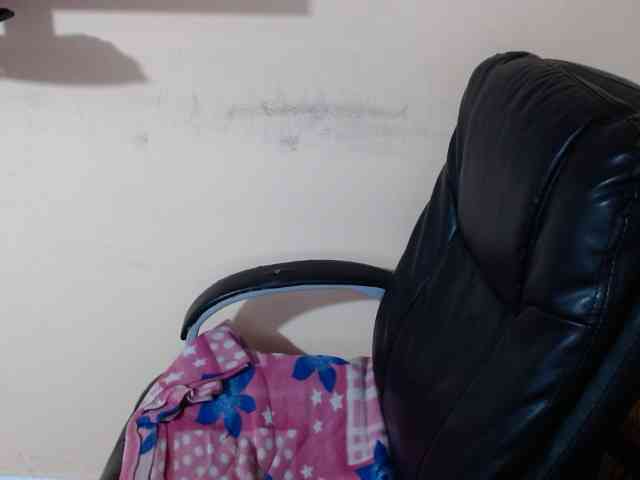 AvaCurvy webcam