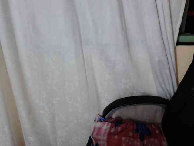 AvaCurvy webcam