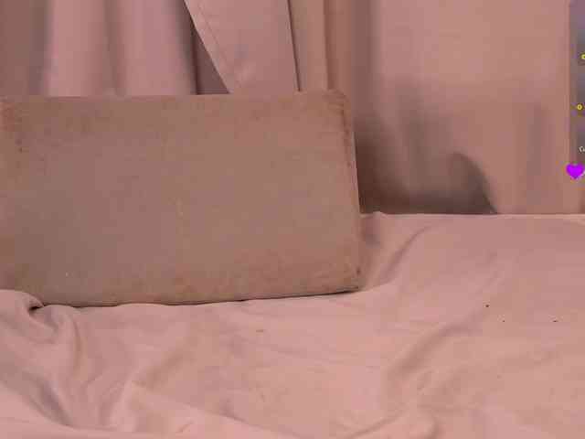 MistyBrooks webcam
