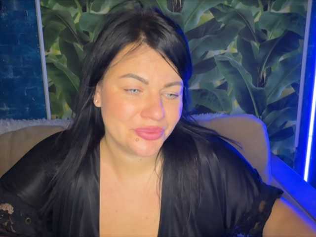 Eyesliketheocean live cam on BongaCams