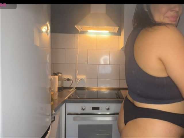 Sex chat gratuit in direct cu Eyesliketheocean pe BongaCams