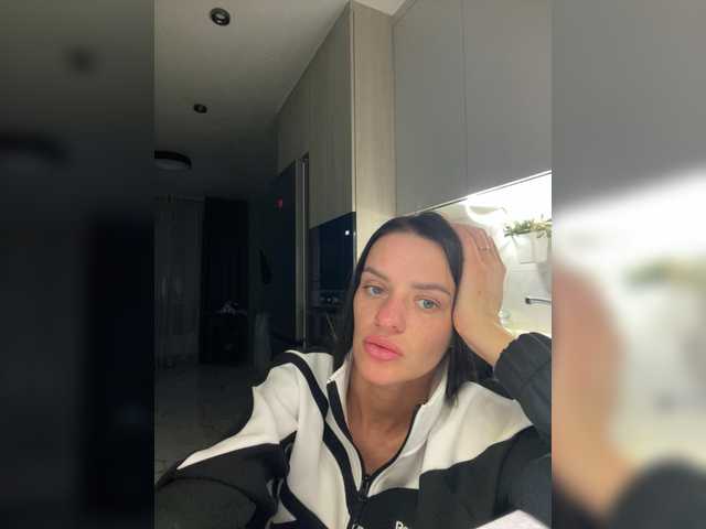 Rich23232323's BongaCams show and profile