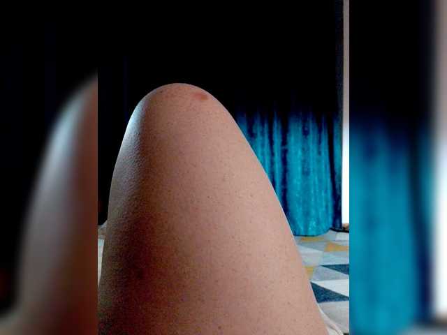 Eva-4's BongaCams show and profile