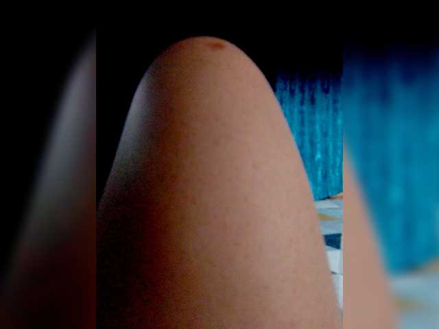 Eva-4's BongaCams show and profile