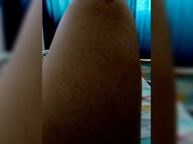 Eva-4's BongaCams show and profile