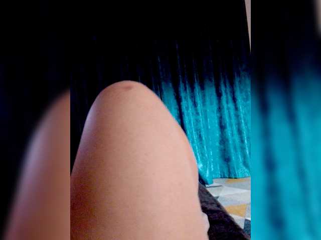 Eva-4's BongaCams show and profile