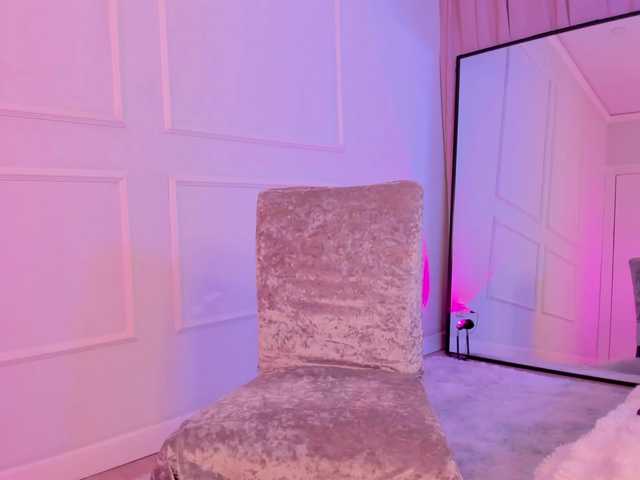 ariyastar1 live cam on BongaCams