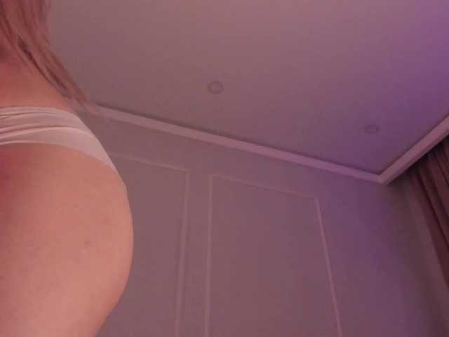 ariyastar1's BongaCams show and profile