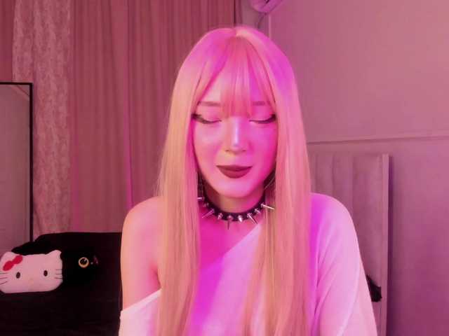 ariyastar1's BongaCams show and profile