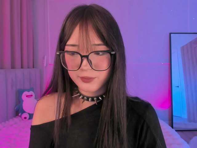 ariyastar1 live cam on BongaCams