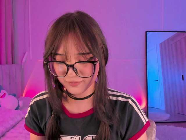 ariyastar1 live cam on BongaCams