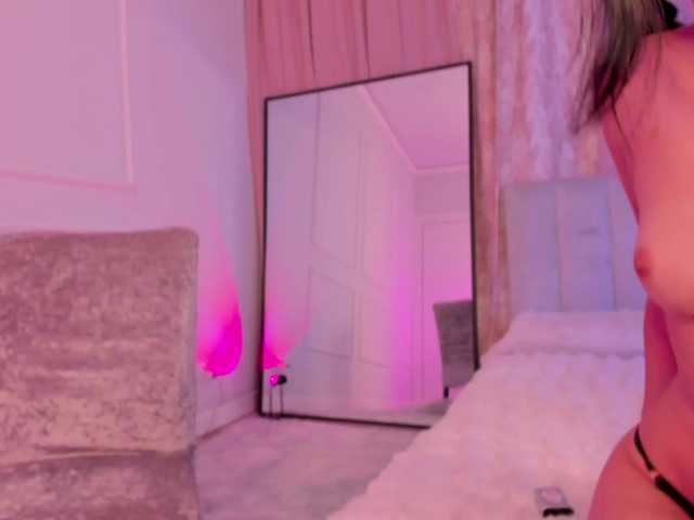 ariyastar1 live cam on BongaCams
