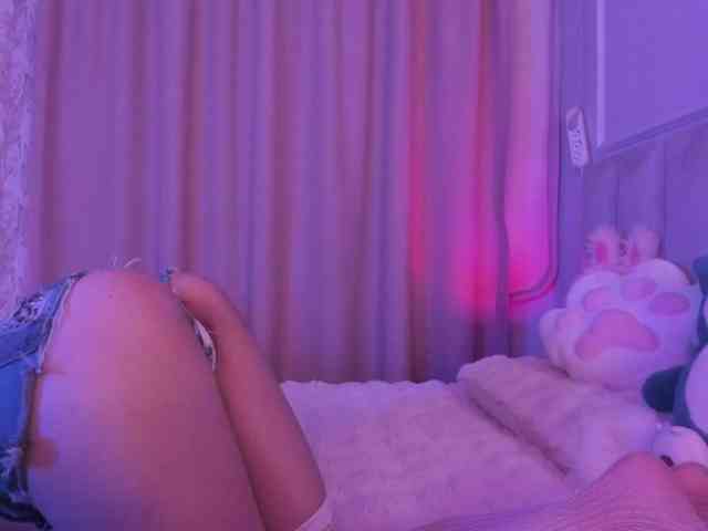 ariyastar1 webcam