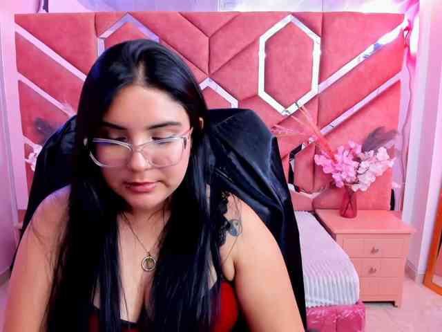 ninavelvet webcam