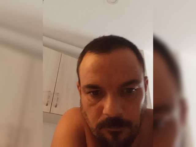 morenoymorenaa live cam on BongaCams