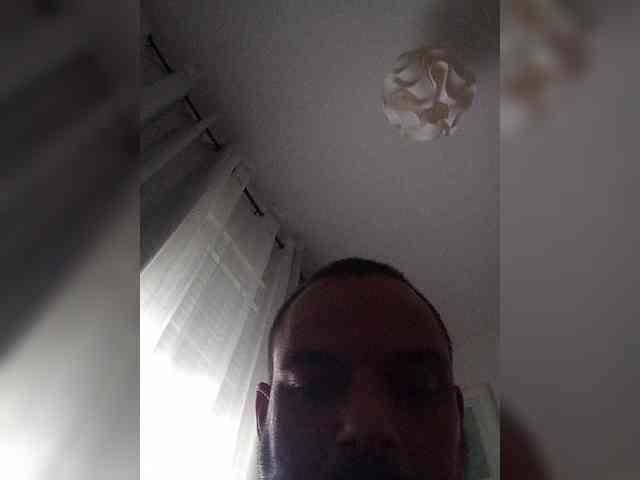 morenoymorenaa webcam