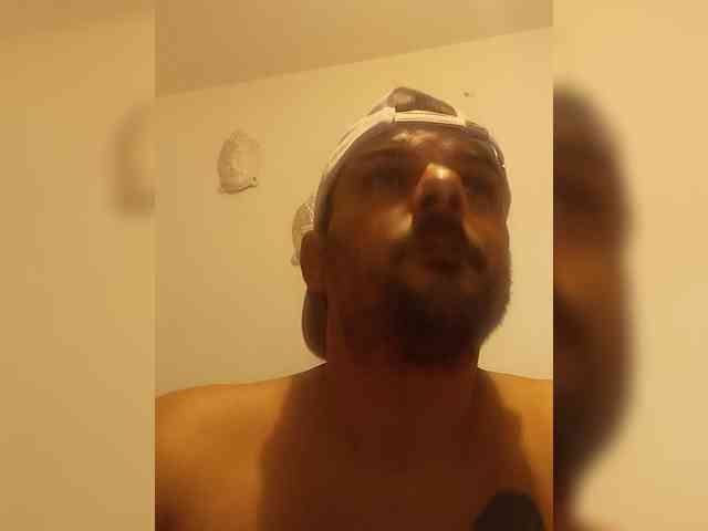 morenoymorenaa webcam