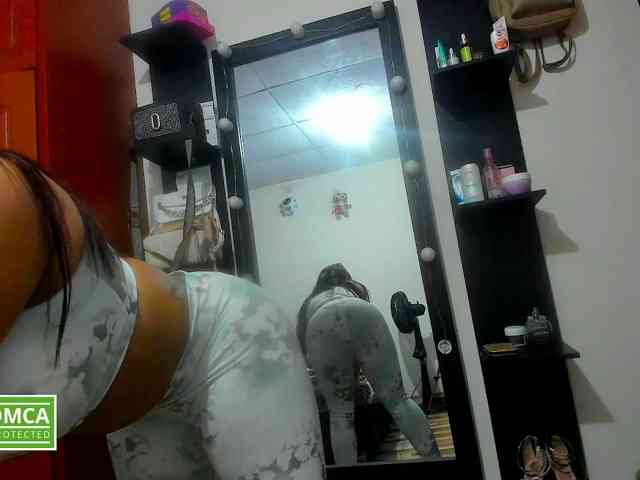 VictoriaMontiel-1 webcam