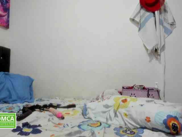 VictoriaMontiel-1 webcam